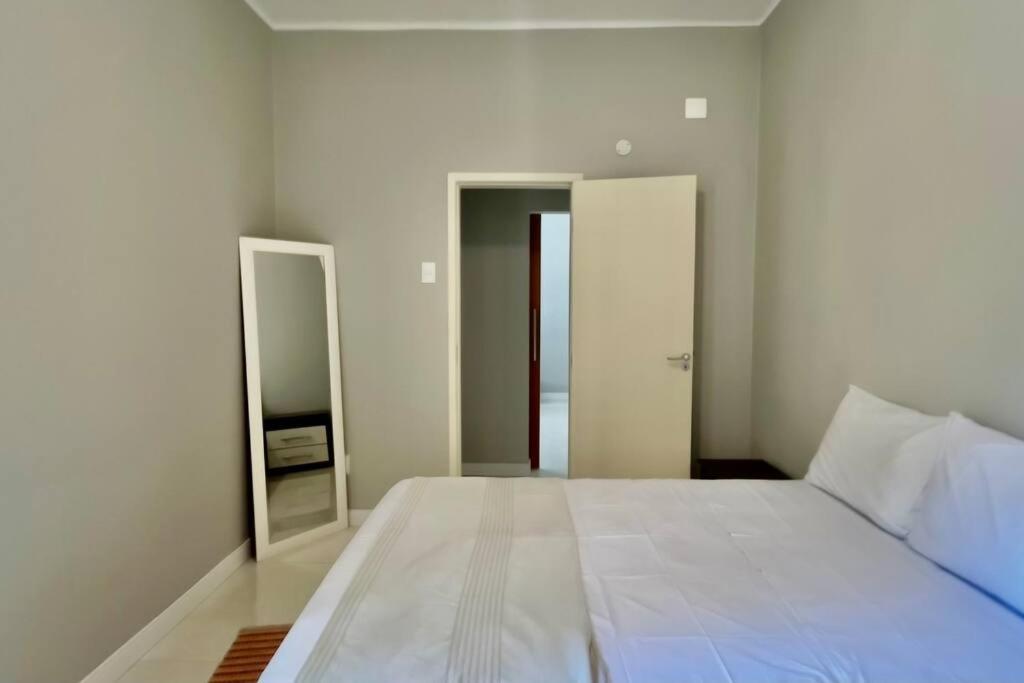 Apartamento Faro 6 - Reformado E Espacoso Proximo A Lagoa Rio de Janeiro